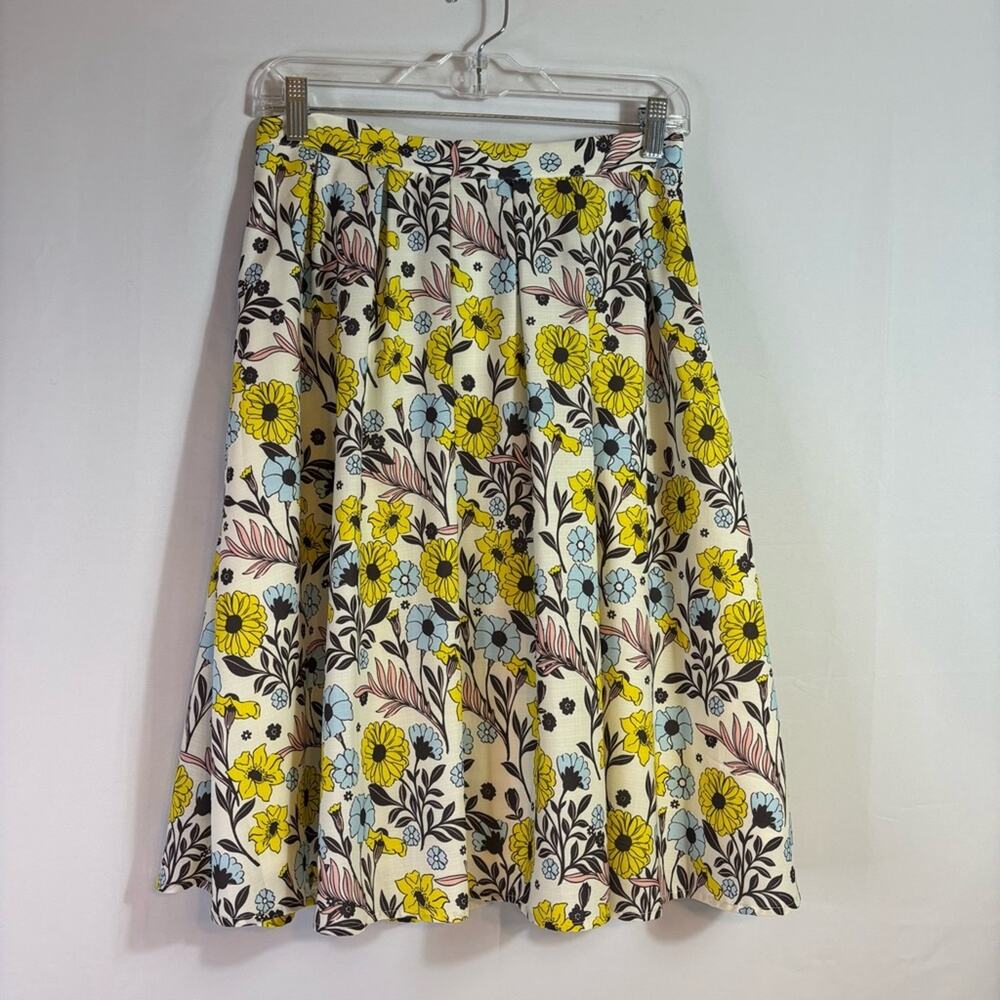 Modcloth Yellow and Blue Floral A-Line Pleated Skirt Size Medium G0139